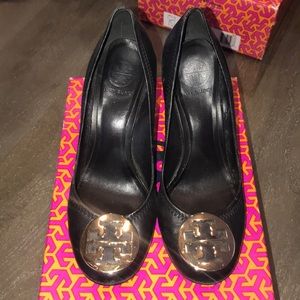 Tory Burch broach heel